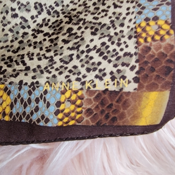 Vintage Mixed Animal Print Sqaure Scarf - Picture 2 of 6